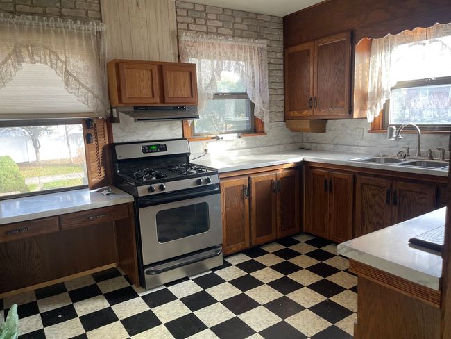 201 Nelson Ave, House other with 3 bedrooms, 1 bathrooms and 8 parking in Spring Valley IL | Image 8