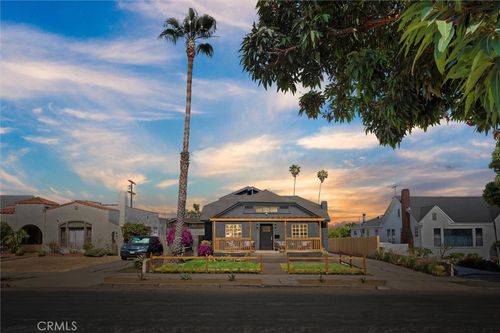 5732 Hillcrest Dr, View Park, CA, 90043-2325 | Card Image