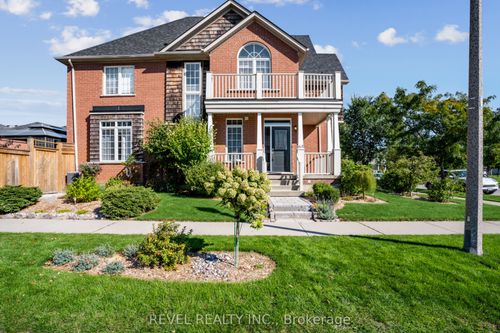 63 Westhampton Way, Stoney Creek, ON, L8E6C6 | Card Image