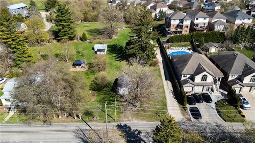 394 River Rd, Cambridge, ON, N3C2B7 | Card Image