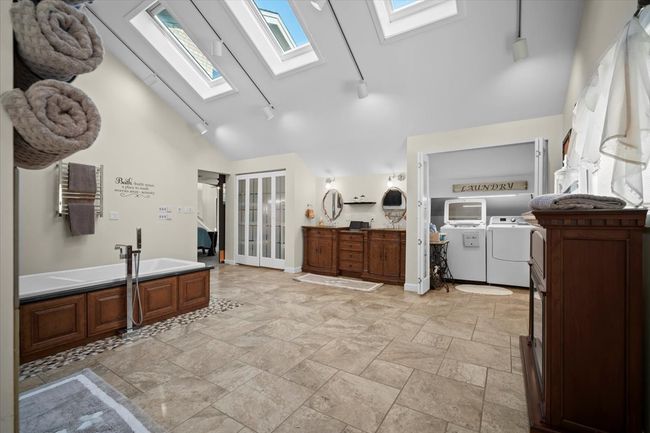 1810 Cardinal Ct, House other with 4 bedrooms, 6 bathrooms and 3 parking in Pontiac IL | Image 49