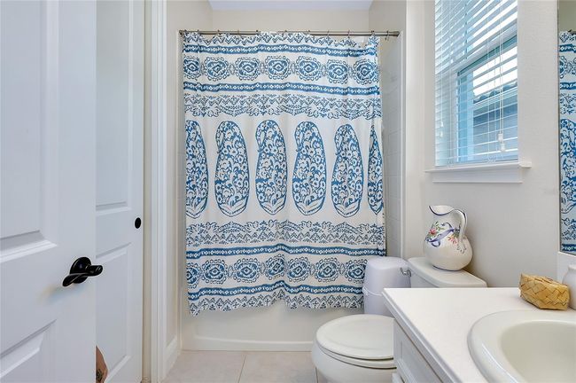 11560 Tapestry Ln, House other with 3 bedrooms, 3 bathrooms and null parking in Venice FL | Image 45