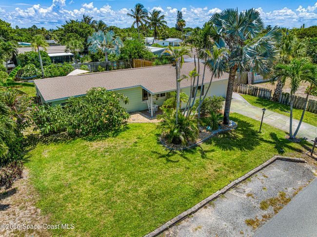 251 Avenida De La Vis, House other with 3 bedrooms, 1 bathrooms and null parking in Indialantic FL | Image 47
