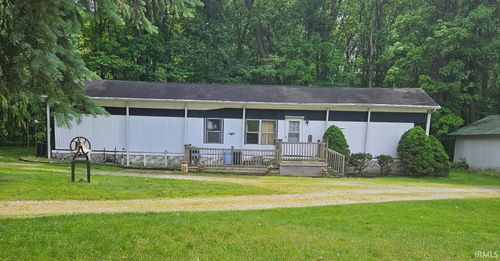 6735 N 850 E, Howe, IN, 46746-9573 | Card Image