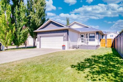 5 Del Ray Crt Ne, House detached with 5 bedrooms, 3 bathrooms and 4 parking in Calgary AB | Image 2