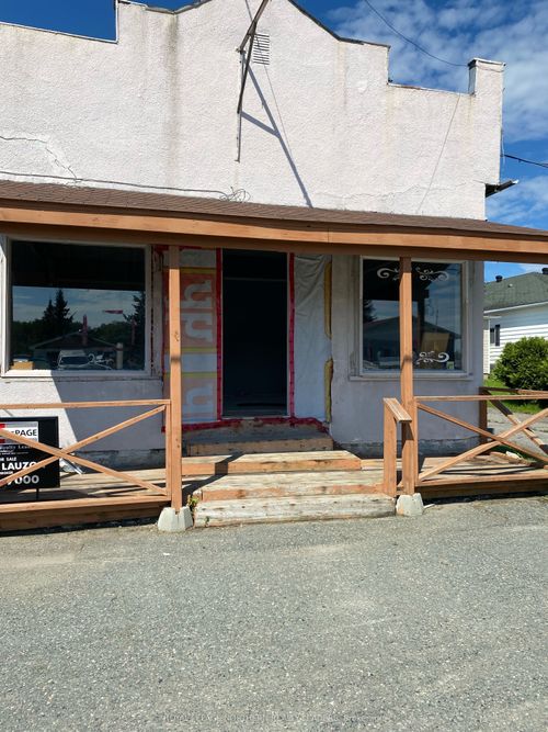 662 Gleason Ave, Holtyre, ON, P0K1C0 | Card Image