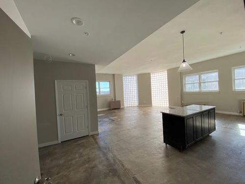 2b-203 2B N Main St, Lawrenceville, VA, 23868-1807 | Card Image