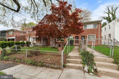 1671 Fort Dupont St Se, WASHINGTON, DC, 20020-1052 | Card Image