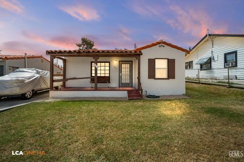 703 Philippine St, Taft, CA, 93268-3729 | Card Image
