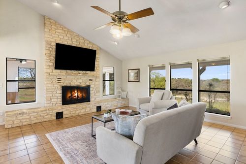 3410 W Ranch Road 152, Llano, TX, 78643-1826 | Card Image