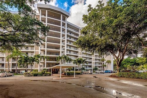 apt-503-625 Oaks Dr, Pompano Beach, FL, 33069-3771 | Card Image