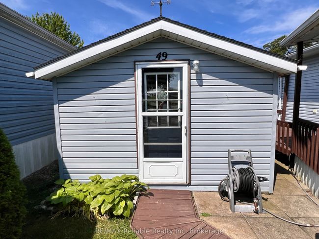 49 Cherokee Lane, Home with 2 bedrooms, 1 bathrooms and 2 parking in Goderich ON | Image 40