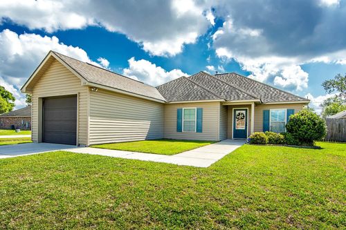 201 Darlene St, Thibodaux, LA, 70301-2000 | Card Image