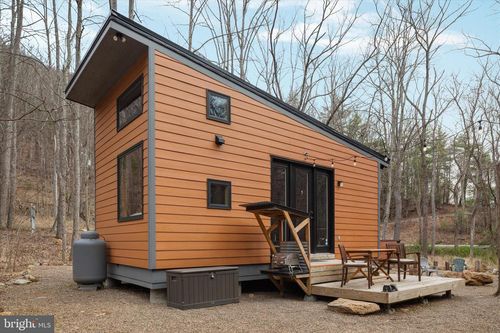 949 Dumpling Run Rd, Moorefield, WV, 26836-8110 | Card Image