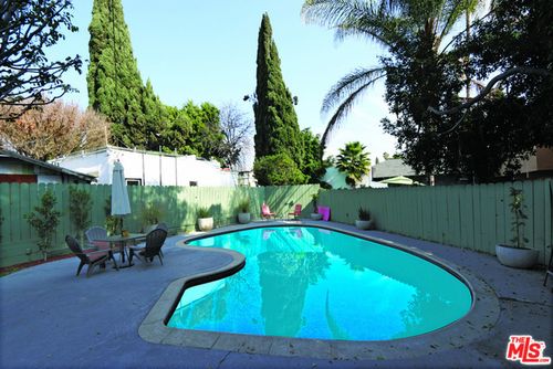 1246 N Genesee Ave, Los Angeles, CA, 90036 | Card Image