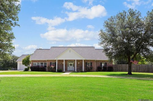 6970 Lake Hills Rd, Saint Francisville, LA, 70775-4232 | Card Image