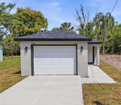 2107 Suanee Ave, Eustis, FL, 32726-3212 | Card Image