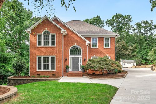 7701 Walthall Ct, Charlotte, NC, 28210-6955 | Card Image