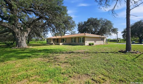 955 S Highway 37 Access, George West, TX, 78022 | Card Image
