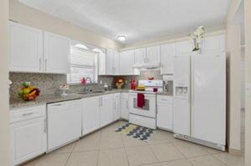 apt-508-9521 Boca Cove Cir, Boca Raton, FL, 33428-7798 | Card Image