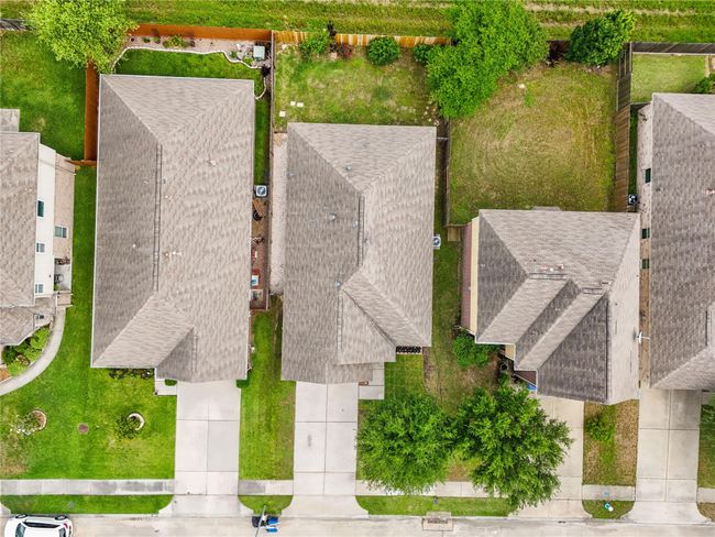 28963 Birch Green Way, House other with 3 bedrooms, 2 bathrooms and 2 parking in Spring TX | Image 32