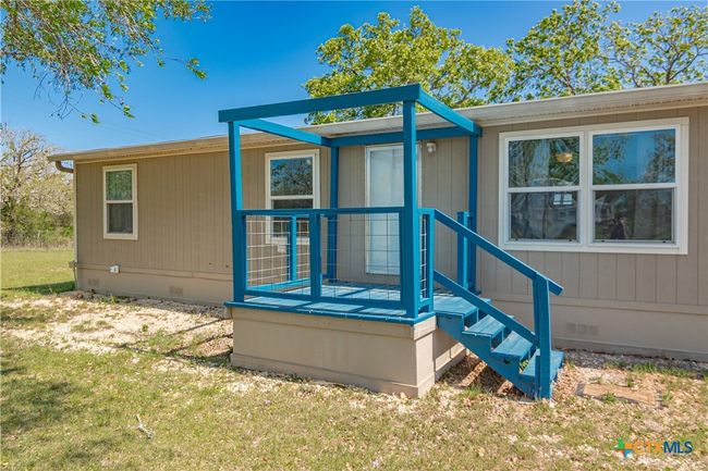 2105 Fm 1104, House other with 3 bedrooms, 2 bathrooms and null parking in Kingsbury TX | Image 8