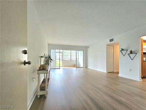apt-114-21267 Gertrude Ave, Port Charlotte, FL, 33952-5020 | Card Image