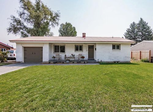 756 Grace Ave, Idaho Falls, ID, 83402-2621 | Card Image