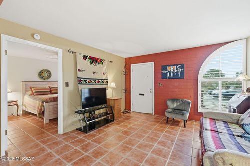 c-386 S La Canada Drive, Green Valley, AZ, 85614 | Card Image