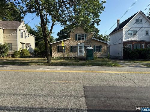 91 Madison Ave, Cresskill, NJ, 07626-2012 | Card Image
