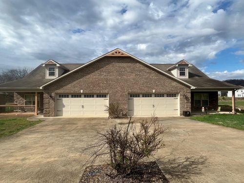 3023 Villas Creekside Dr, Dandridge, TN, 37725-4580 | Card Image