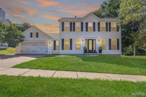 2 Salvation Ridge Ct, Fenton, MO, 63026-2726 | Card Image