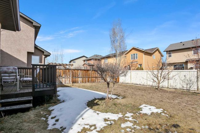 84 Everbrook Drive Sw, Home with 3 bedrooms, 2 bathrooms and 4 parking in Calgary AB | Image 34