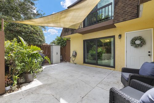 apt-18a-110 N Delaware Blvd, Jupiter, FL, 33458-7901 | Card Image