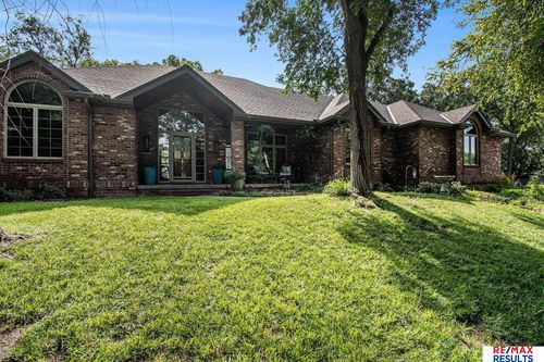 17745 Pioneer Trl, Plattsmouth, NE, 68048-7290 | Card Image