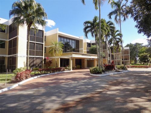 apt-101-16100 Golf Club Rd, Weston, FL, 33326-1647 | Card Image