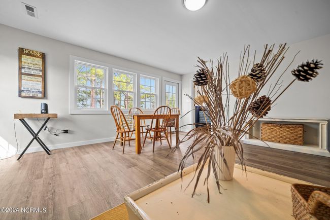 Sunny and bright to enjoy your coffee or an afternoon nap! | Image 34