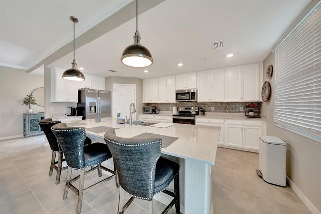 UNIT-101 - 12425 Ghiberti Cir, Condo with 3 bedrooms, 2 bathrooms and null parking in VENICE FL | Image 12