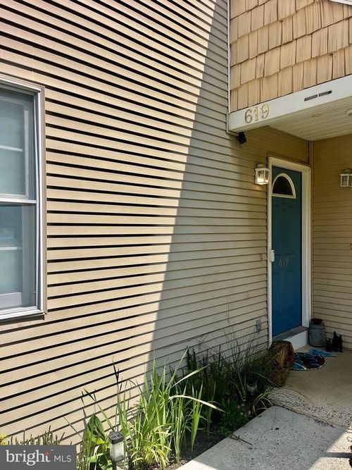 619 Maplewood Ave, MOHNTON, PA, 19540-1522 | Card Image