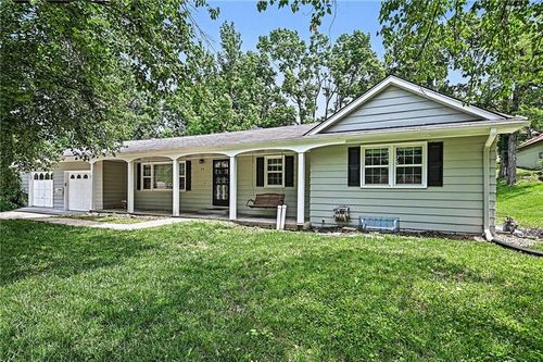 56 Maple Dr, Platte City, MO, 64079-9640 | Card Image