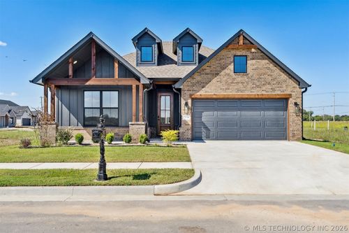 13134 S 98th East Ave, Bixby, OK, 74008 | Card Image