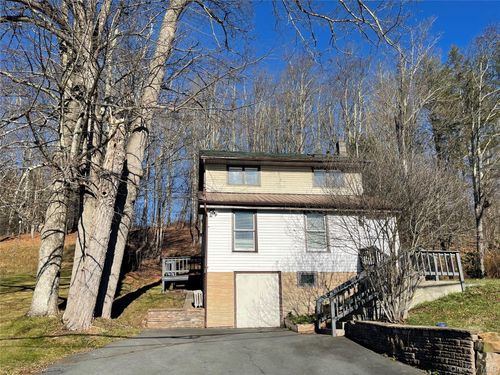 4 Worden Ln, White Sulphur Springs, NY, 12787-5140 | Card Image