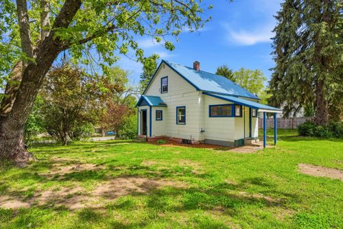 501 Larch St, Newport, WA, 99156 | Card Image