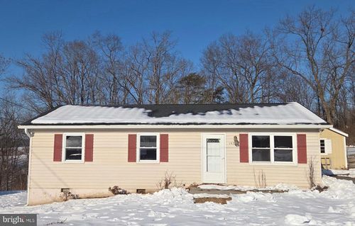 147 Lariat Dr, Kearneysville, WV, 25430-2622 | Card Image