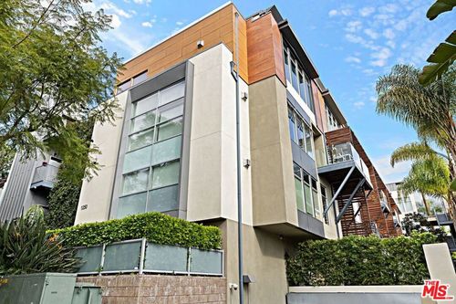 416-1250 N Harper Ave, West Hollywood, CA, 90046-3992 | Card Image