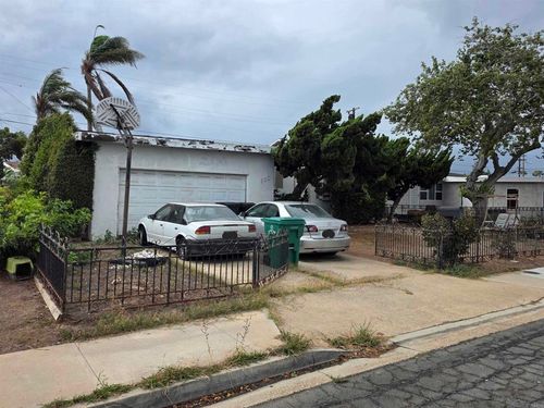 830 Harwood St, San Diego, CA, 92154-1948 | Card Image