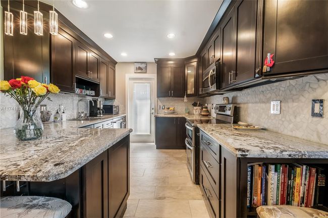 1601 Sw 117 Th Ave, House other with 4 bedrooms, 3 bathrooms and null parking in Davie FL | Image 14
