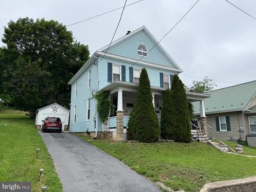 7 Woods Ln, LEWISTOWN, PA, 17044-2082 | Card Image