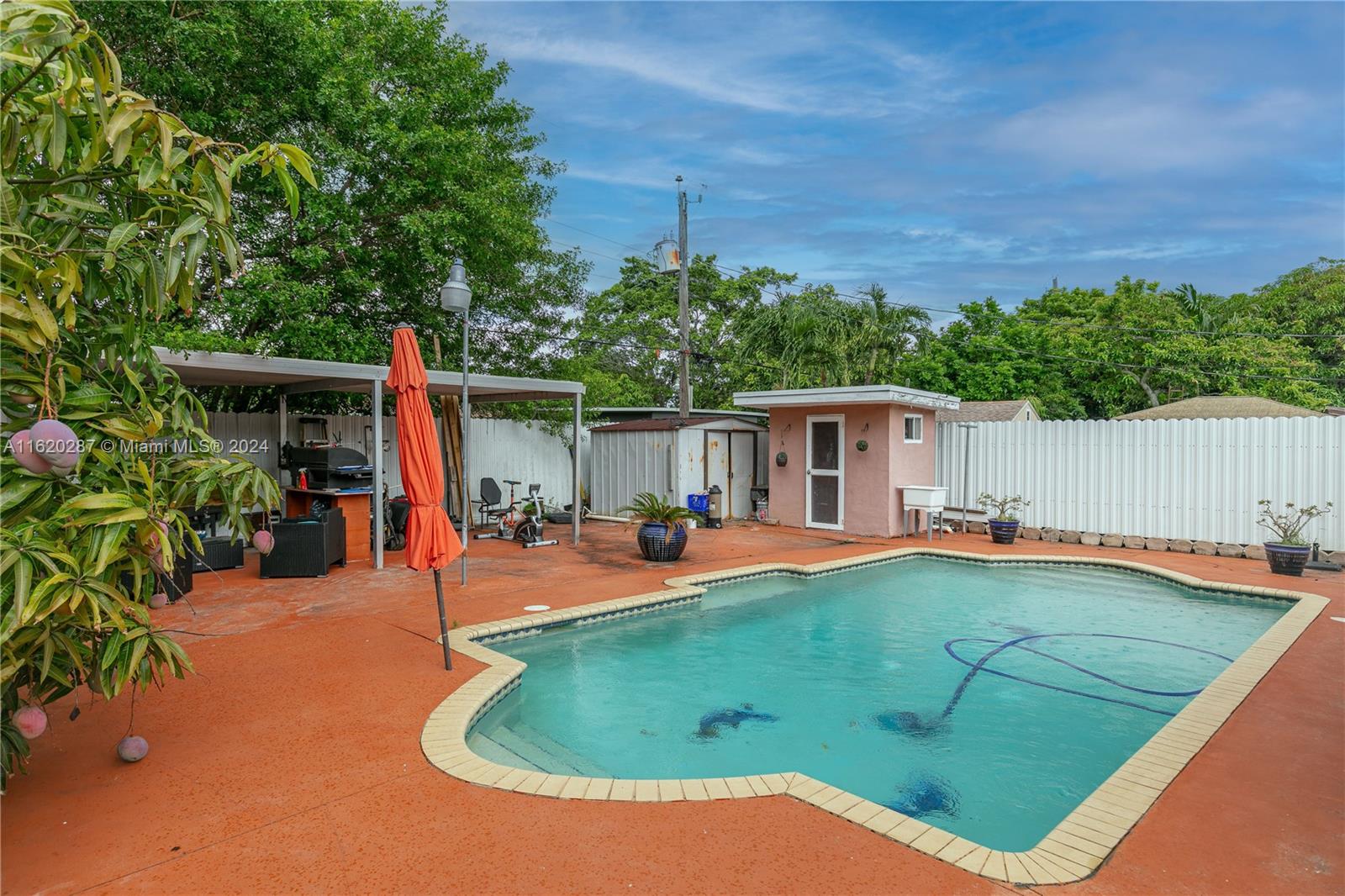 120th St, North Miami, FL 33167