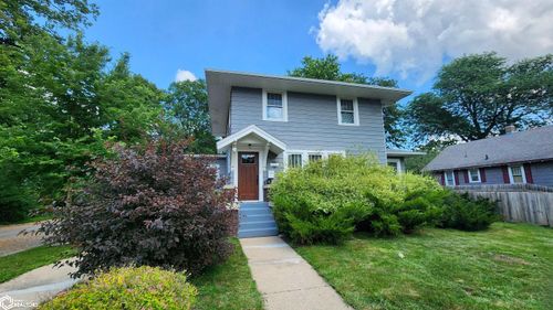 864 3rd St Nw, Mason City, IA, 50401-2822 | Card Image